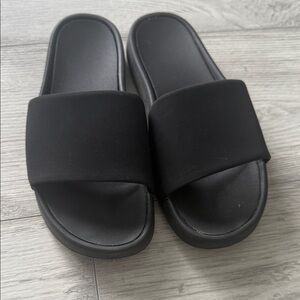 Casual Black Slide Sandals